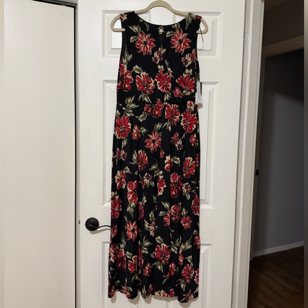 NWT Sandra Darren Floral Dress Size Large